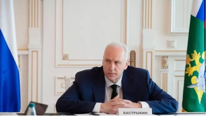 Бастрыкин взял на контроль скандал с аварийными подъездами в петербургской пятиэтажке