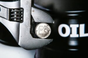 Индийские компании опасаются закупать нефть у России
