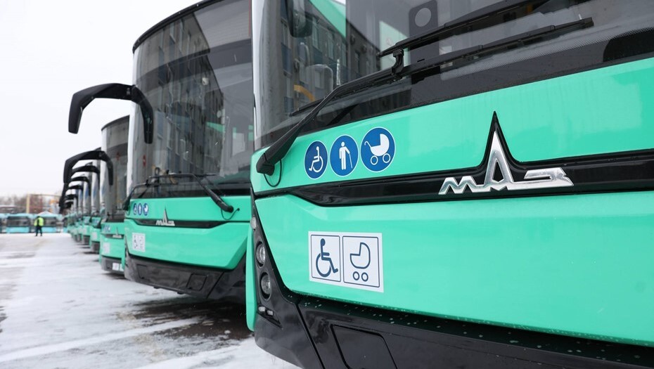 На маршруты в Петербурге выведут 100 электробусов МАЗ третьего поколения