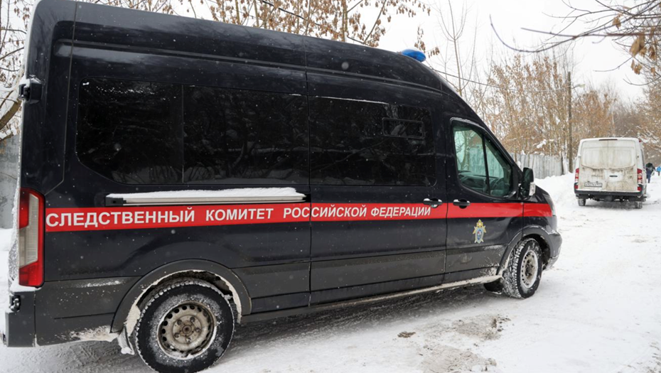 Гатчинская школа зимой