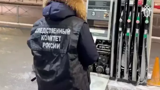 СКР переквалифицировал поджоги АЗС в Петербурге на статью о теракте