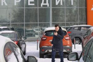 В Петербурге резко упало количество автокредитов — банки стали строже и автоскидок меньше