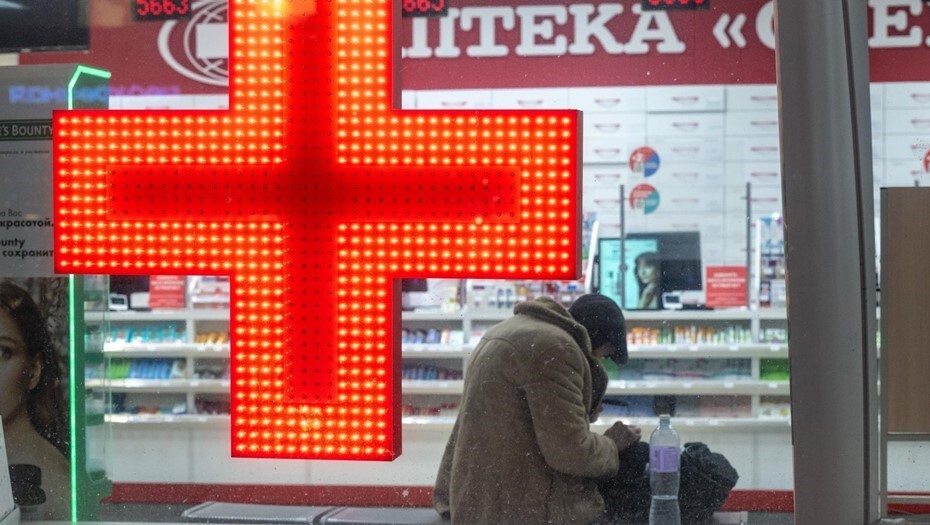 В Петербурге за год до 12% замедлился рост цен на лекарства