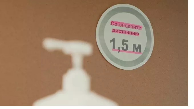 Заболеваемость COVID-19 в Петербурге выросла за неделю