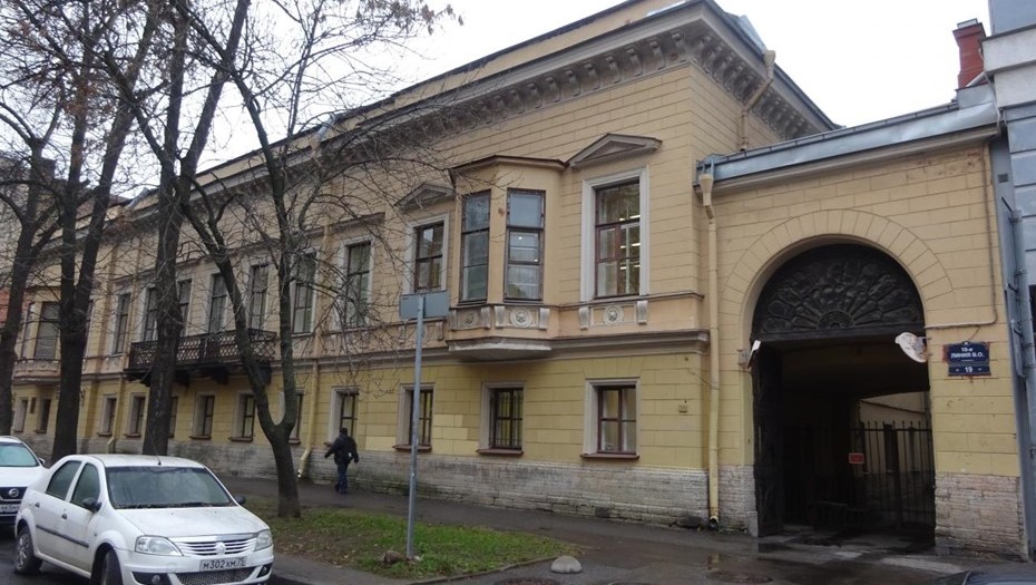 Дом Сиверс